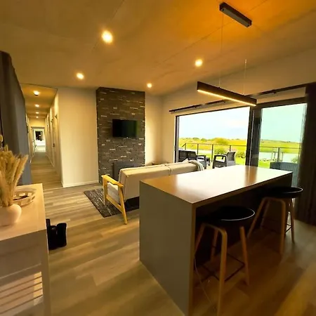 Luxury Absolute Ocean View Lodge Waverley Exterior photo
