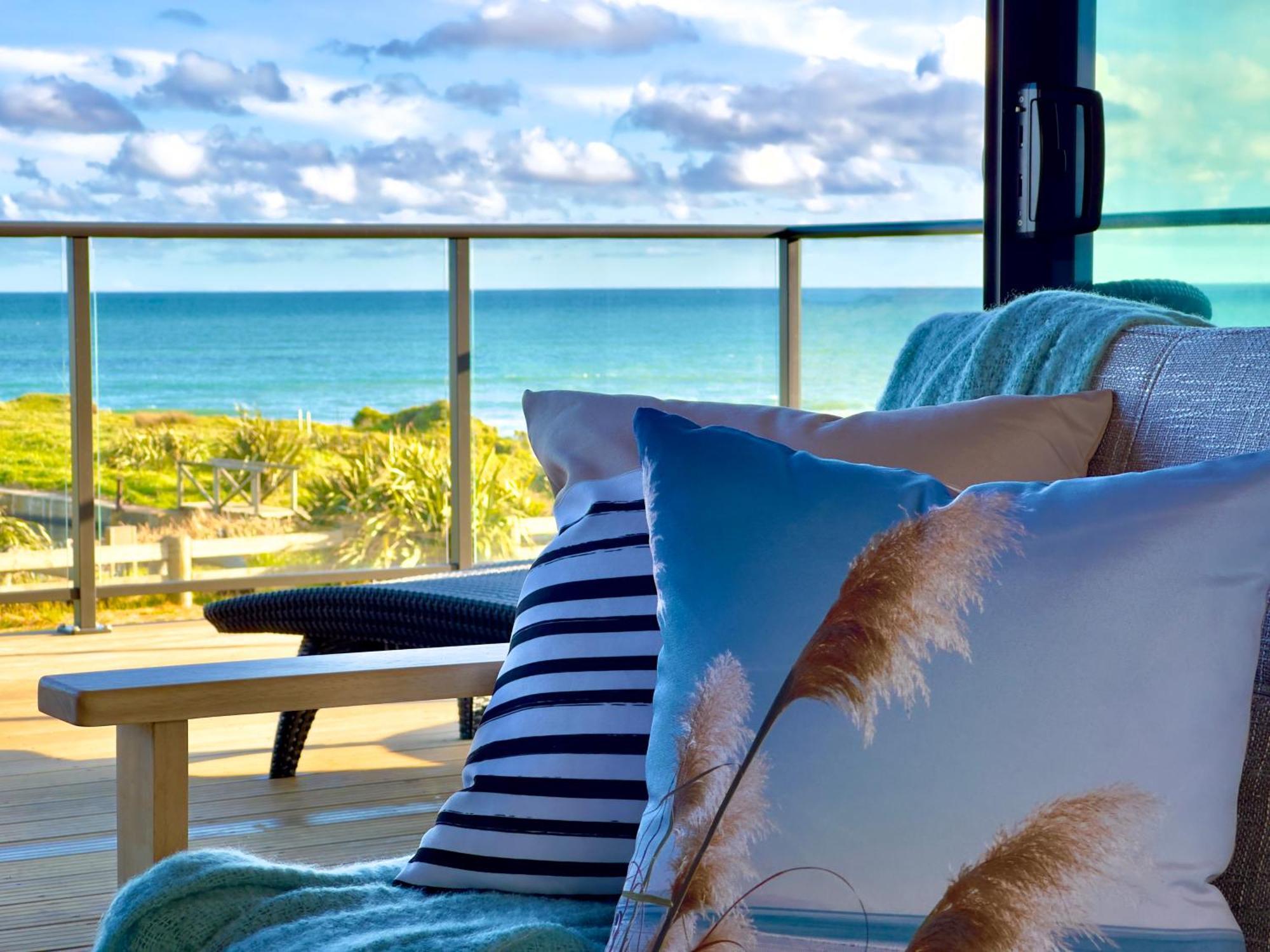 Luxury Absolute Ocean View Holiday home *